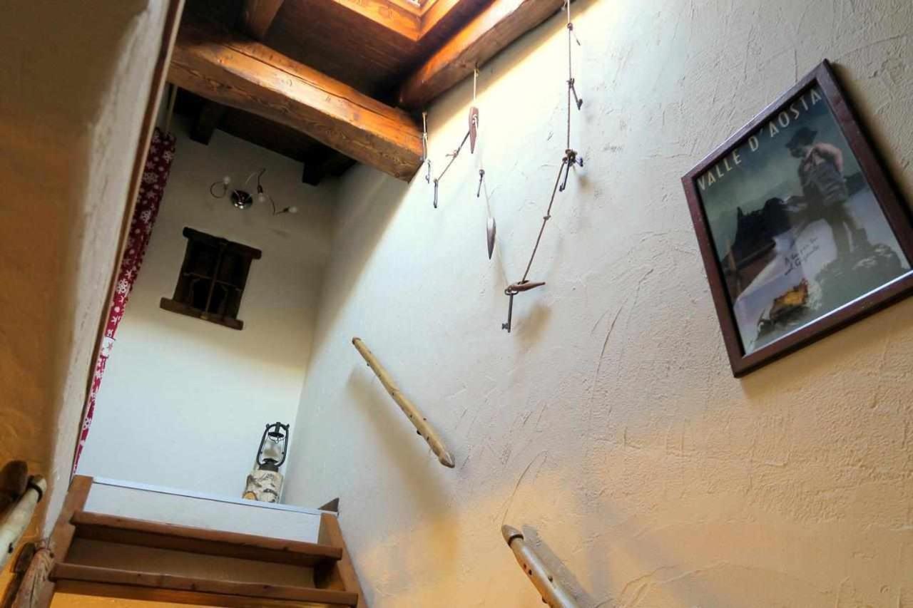 Romantica Suite Con Vasca Idromassaggio 아오스타 외부 사진